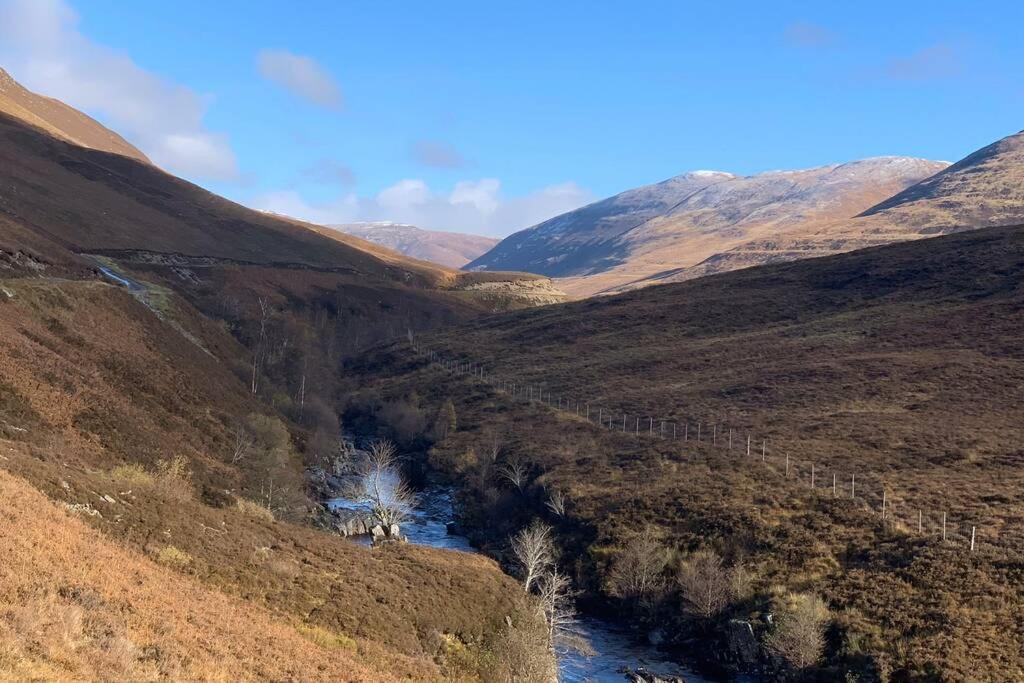 The Cottage Gairlochy Spean Bridge Εξωτερικό φωτογραφία