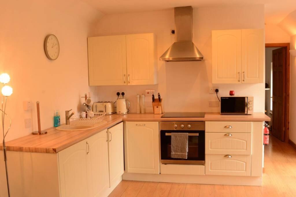 The Cottage Gairlochy Spean Bridge Εξωτερικό φωτογραφία