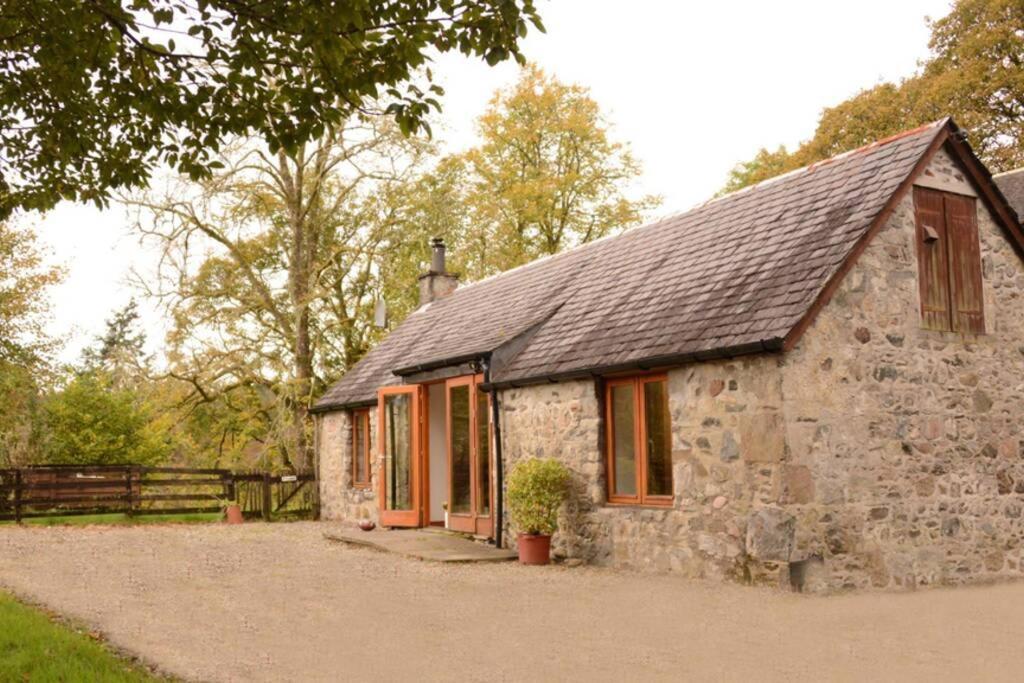 The Cottage Gairlochy Spean Bridge Εξωτερικό φωτογραφία