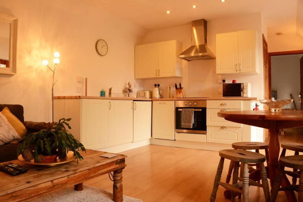 The Cottage Gairlochy Spean Bridge Εξωτερικό φωτογραφία