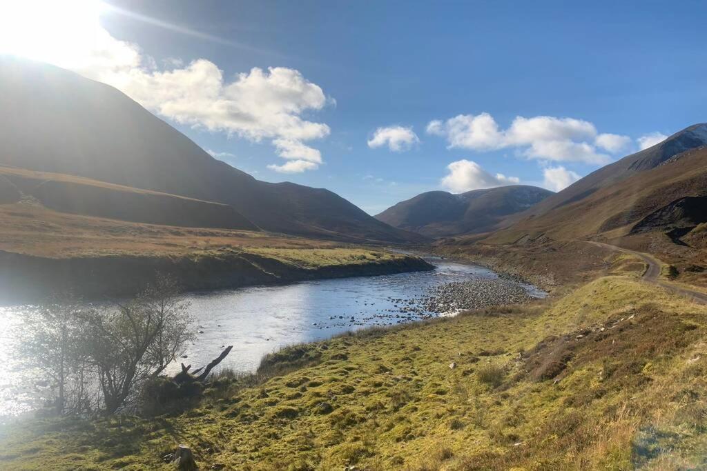 The Cottage Gairlochy Spean Bridge Εξωτερικό φωτογραφία